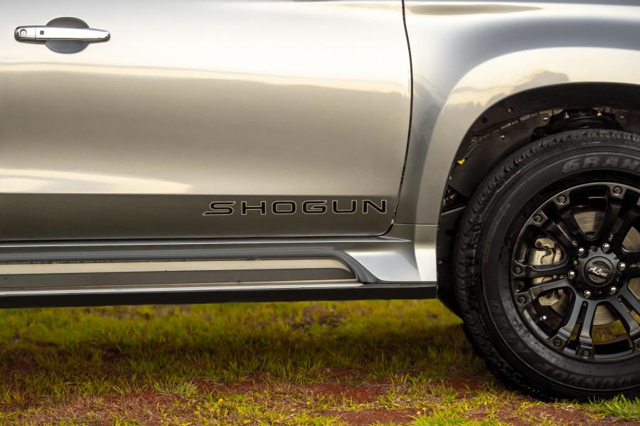 Детали экстерьера Mitsubishi Pajero Sport Shogun 2018 года  (ZA) (фото 25 из 27)